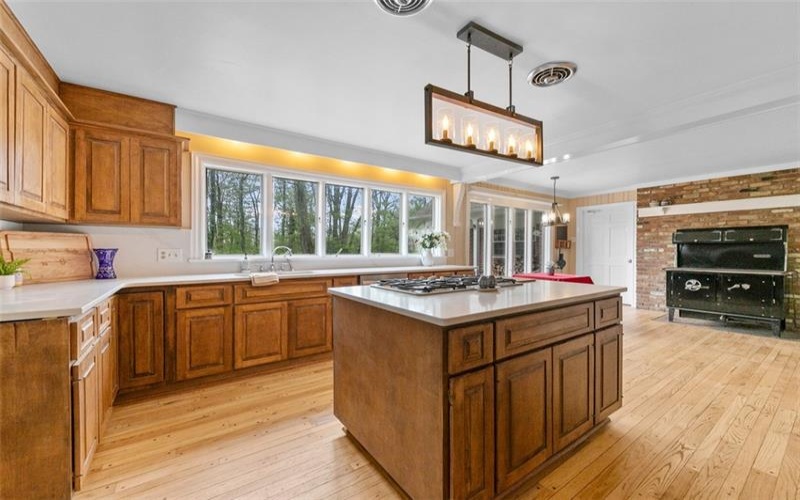 124 Hermitage Circle, Ligonier, 15658, 4 Bedrooms Bedrooms, 11 Rooms Rooms,2.3 BathroomsBathrooms,Residential,For Sale,Hermitage Circle,1761295