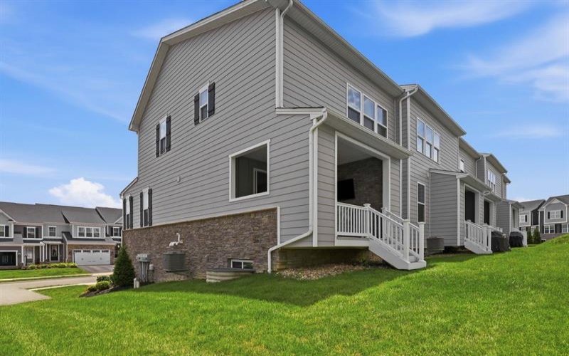 401 SPRUCE LANE, Canonsburg, 15317, 4 Bedrooms Bedrooms, ,3.1 BathroomsBathrooms,Residential,For Sale,SPRUCE LANE,1761325