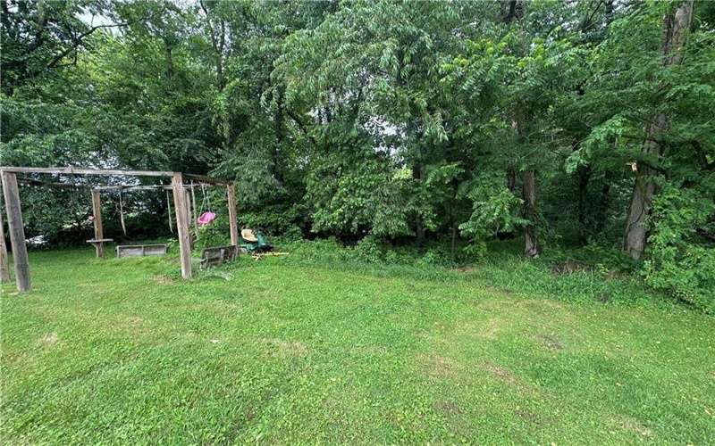 301 Armstrong Avenue, Avonmore, 15618, 3 Bedrooms Bedrooms, 6 Rooms Rooms,1 BathroomBathrooms,Residential,For Sale,Armstrong Avenue,1761345