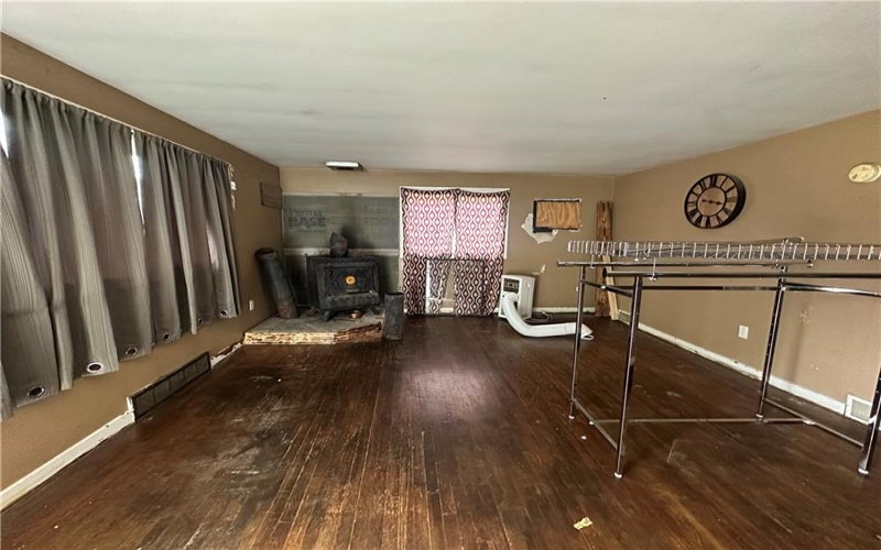 301 Armstrong Avenue, Avonmore, 15618, 3 Bedrooms Bedrooms, 6 Rooms Rooms,1 BathroomBathrooms,Residential,For Sale,Armstrong Avenue,1761345