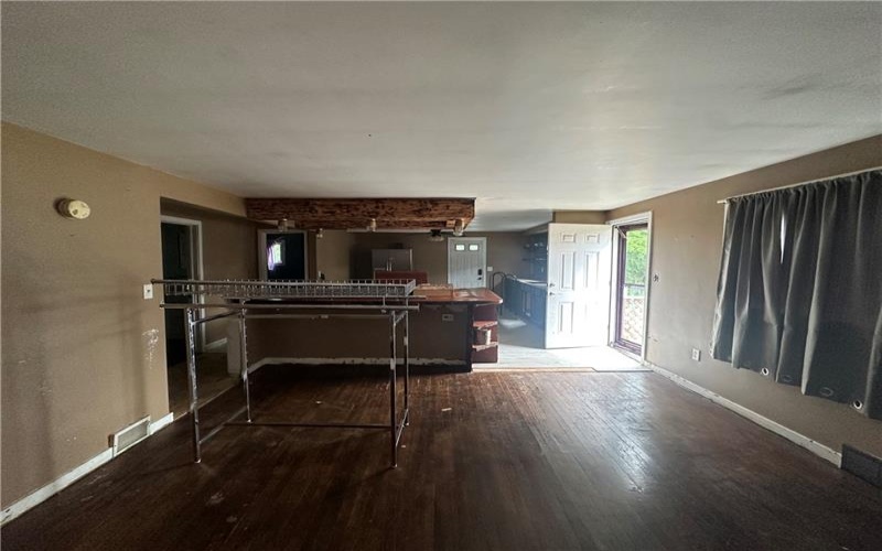 301 Armstrong Avenue, Avonmore, 15618, 3 Bedrooms Bedrooms, 6 Rooms Rooms,1 BathroomBathrooms,Residential,For Sale,Armstrong Avenue,1761345
