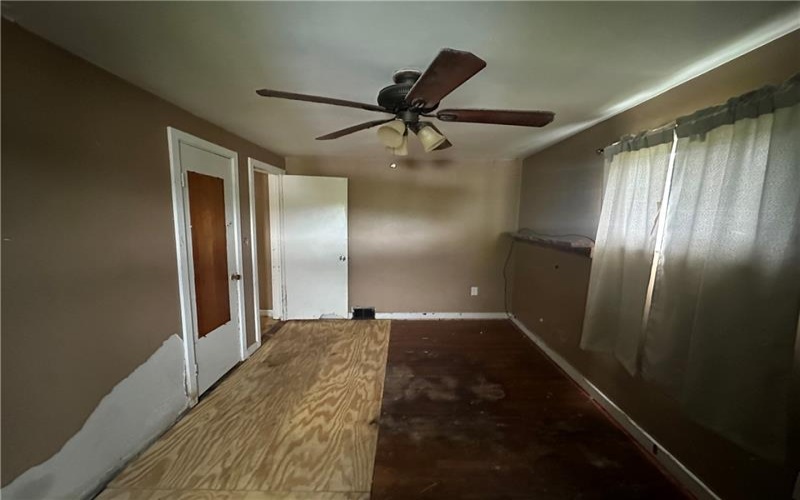 301 Armstrong Avenue, Avonmore, 15618, 3 Bedrooms Bedrooms, 6 Rooms Rooms,1 BathroomBathrooms,Residential,For Sale,Armstrong Avenue,1761345