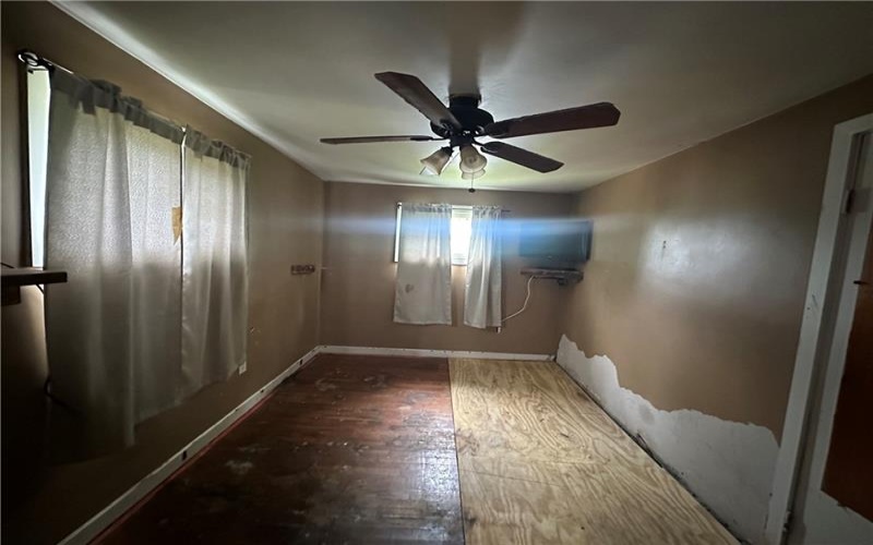 301 Armstrong Avenue, Avonmore, 15618, 3 Bedrooms Bedrooms, 6 Rooms Rooms,1 BathroomBathrooms,Residential,For Sale,Armstrong Avenue,1761345