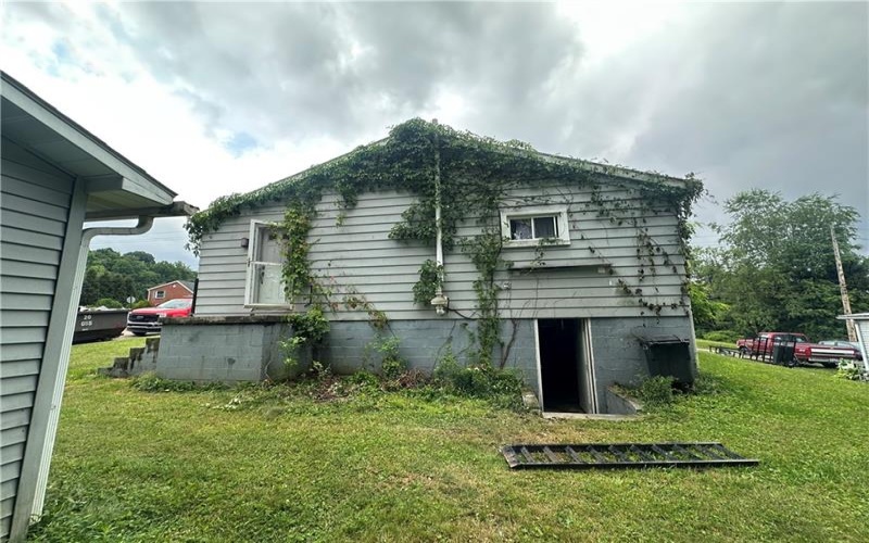 301 Armstrong Avenue, Avonmore, 15618, 3 Bedrooms Bedrooms, 6 Rooms Rooms,1 BathroomBathrooms,Residential,For Sale,Armstrong Avenue,1761345
