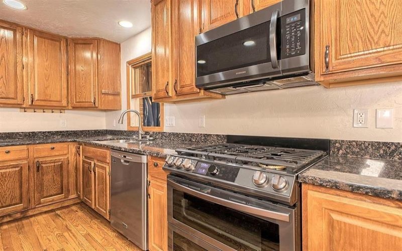 11227 Pershing DRIVE, North Huntingdon, 15642, 5 Bedrooms Bedrooms, 13 Rooms Rooms,4 BathroomsBathrooms,Residential,For Sale,Pershing,1761350