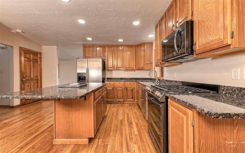 11227 Pershing DRIVE, North Huntingdon, 15642, 5 Bedrooms Bedrooms, 13 Rooms Rooms,4 BathroomsBathrooms,Residential,For Sale,Pershing,1761350