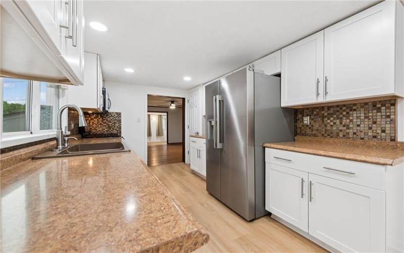 109 Jefferson St, Midway, 15060, 3 Bedrooms Bedrooms, 6 Rooms Rooms,2 BathroomsBathrooms,Residential,For Sale,Jefferson St,1761118