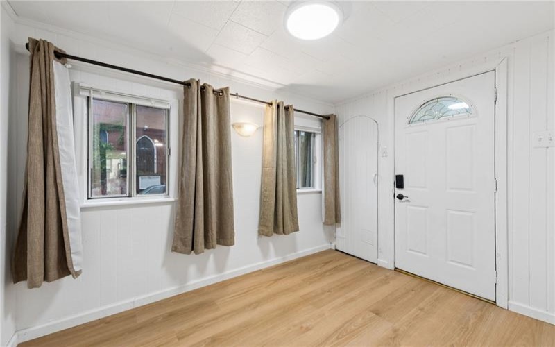 109 Jefferson St, Midway, 15060, 3 Bedrooms Bedrooms, 6 Rooms Rooms,2 BathroomsBathrooms,Residential,For Sale,Jefferson St,1761118