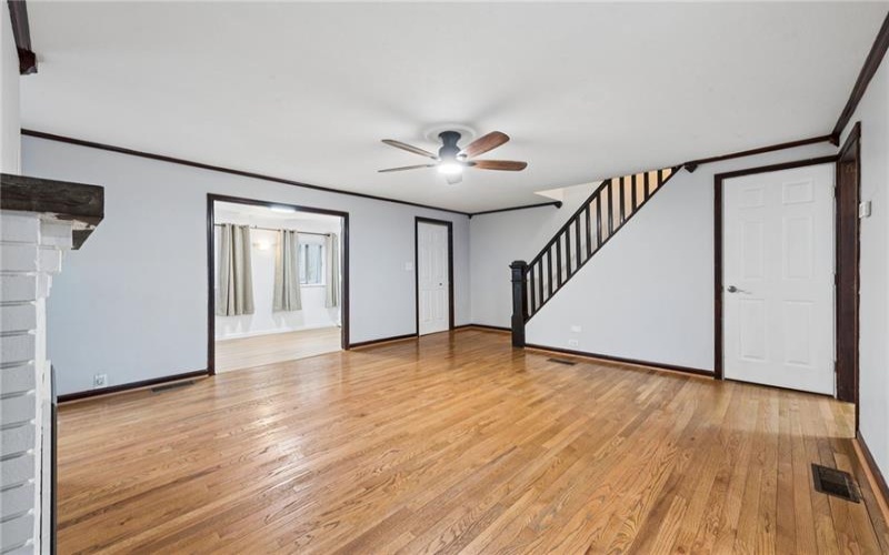 109 Jefferson St, Midway, 15060, 3 Bedrooms Bedrooms, 6 Rooms Rooms,2 BathroomsBathrooms,Residential,For Sale,Jefferson St,1761118