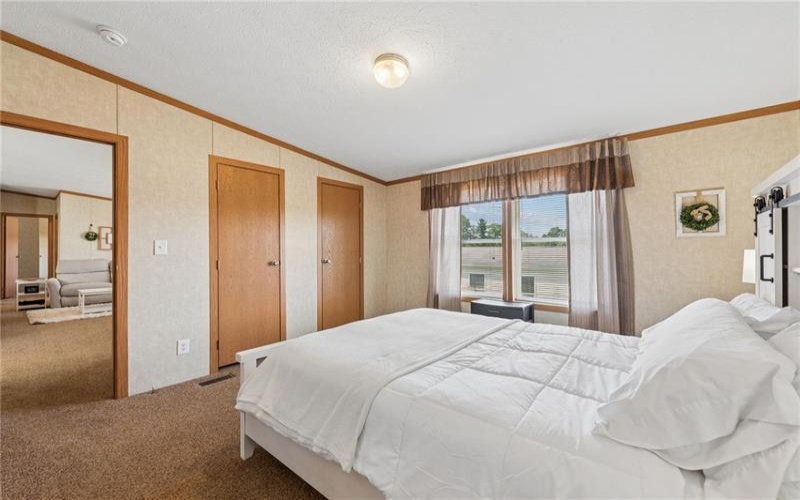 33 High View Dr, Donegal, 15628, 3 Bedrooms Bedrooms, 7 Rooms Rooms,2 BathroomsBathrooms,Residential,For Sale,High View Dr,1761167