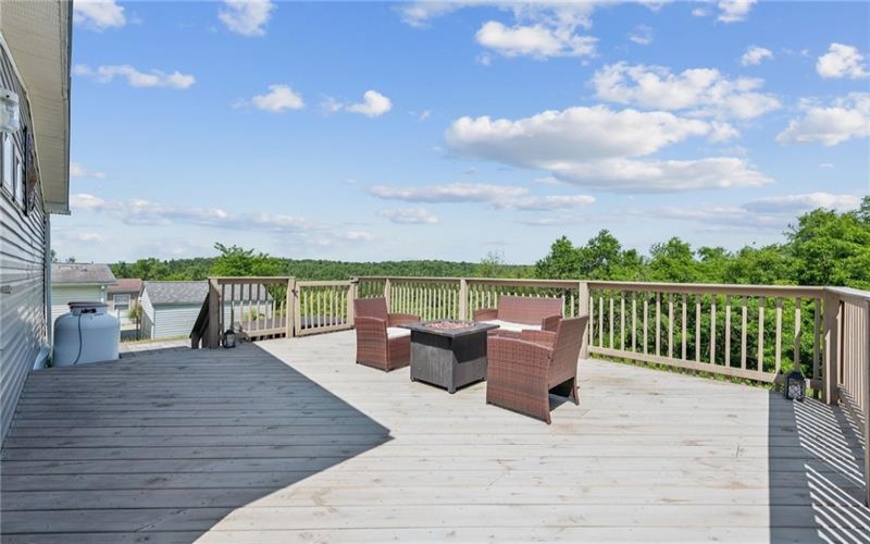 33 High View Dr, Donegal, 15628, 3 Bedrooms Bedrooms, 7 Rooms Rooms,2 BathroomsBathrooms,Residential,For Sale,High View Dr,1761167