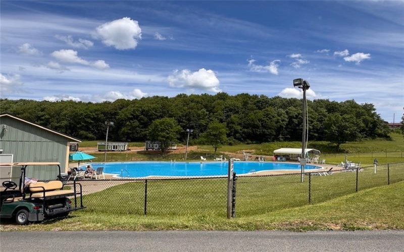 33 High View Dr, Donegal, 15628, 3 Bedrooms Bedrooms, 7 Rooms Rooms,2 BathroomsBathrooms,Residential,For Sale,High View Dr,1761167