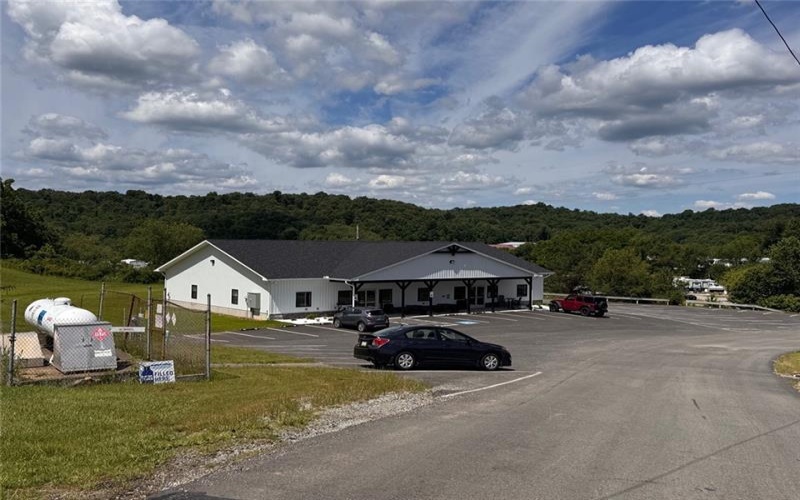 33 High View Dr, Donegal, 15628, 3 Bedrooms Bedrooms, 7 Rooms Rooms,2 BathroomsBathrooms,Residential,For Sale,High View Dr,1761167