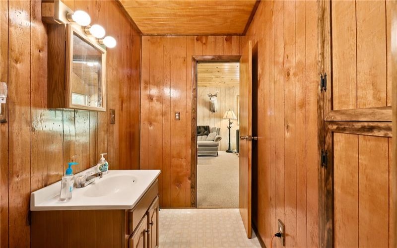 0 Clouse Rd, Addison, 15411, 2 Bedrooms Bedrooms, ,1 BathroomBathrooms,Residential,For Sale,Clouse Rd,1761109