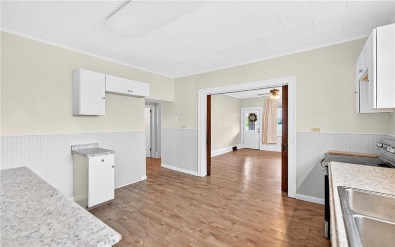 105 Center Ave, Mount Pleasant, 15666, 4 Bedrooms Bedrooms, 7 Rooms Rooms,2.1 BathroomsBathrooms,Residential,For Sale,Center Ave,1761228