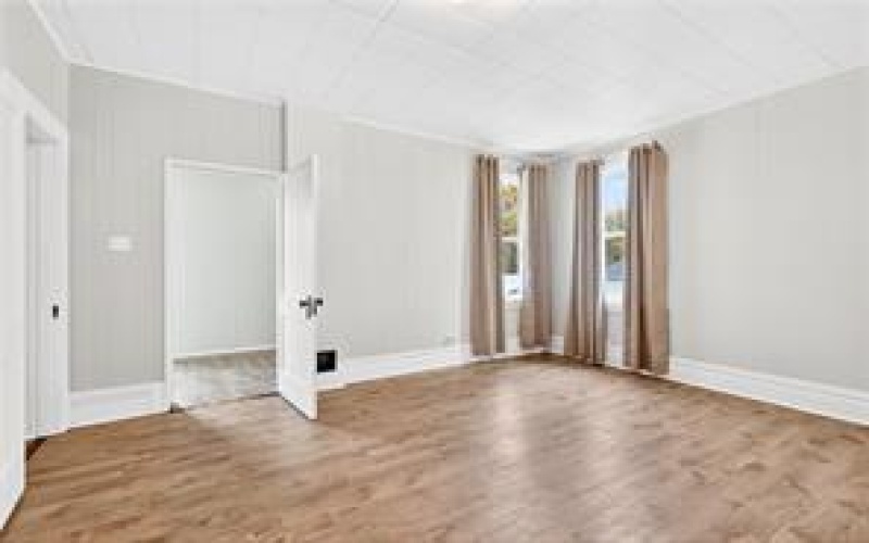 105 Center Ave, Mount Pleasant, 15666, 4 Bedrooms Bedrooms, 7 Rooms Rooms,2.1 BathroomsBathrooms,Residential,For Sale,Center Ave,1761228