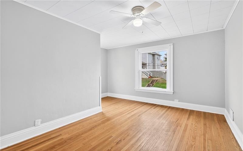 105 Center Ave, Mount Pleasant, 15666, 4 Bedrooms Bedrooms, 7 Rooms Rooms,2.1 BathroomsBathrooms,Residential,For Sale,Center Ave,1761228