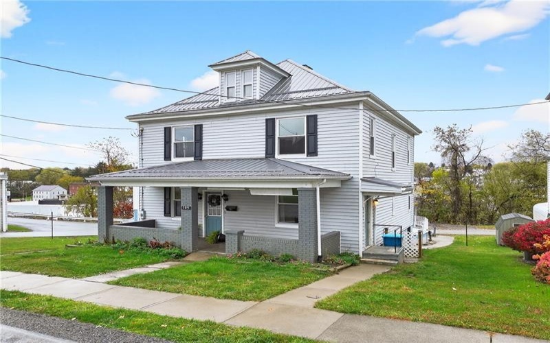 105 Center Ave, Mount Pleasant, 15666, 4 Bedrooms Bedrooms, 7 Rooms Rooms,2.1 BathroomsBathrooms,Residential,For Sale,Center Ave,1761228