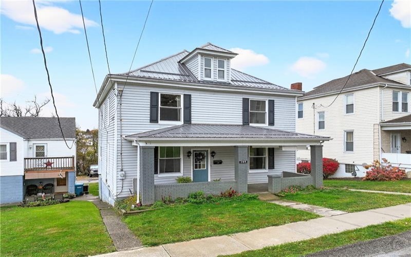 105 Center Ave, Mount Pleasant, 15666, 4 Bedrooms Bedrooms, 7 Rooms Rooms,2.1 BathroomsBathrooms,Residential,For Sale,Center Ave,1761228