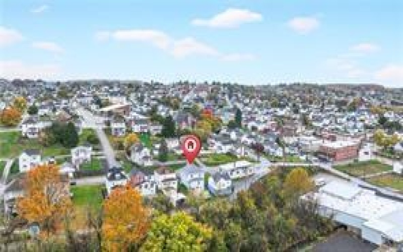 105 Center Ave, Mount Pleasant, 15666, 4 Bedrooms Bedrooms, 7 Rooms Rooms,2.1 BathroomsBathrooms,Residential,For Sale,Center Ave,1761228