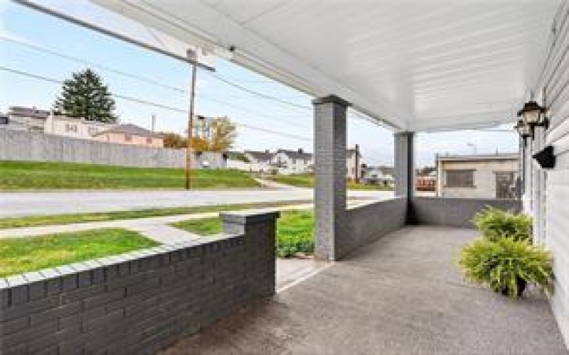 105 Center Ave, Mount Pleasant, 15666, 4 Bedrooms Bedrooms, 7 Rooms Rooms,2.1 BathroomsBathrooms,Residential,For Sale,Center Ave,1761228