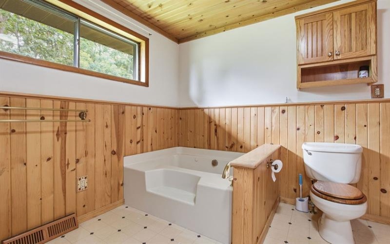 10 Braddock Dr, Ohiopyle, 15470, 4 Bedrooms Bedrooms, ,1.1 BathroomsBathrooms,Residential,For Sale,Braddock Dr,1761425