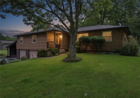 10 Braddock Dr, Ohiopyle, 15470, 4 Bedrooms Bedrooms, ,1.1 BathroomsBathrooms,Residential,For Sale,Braddock Dr,1761425
