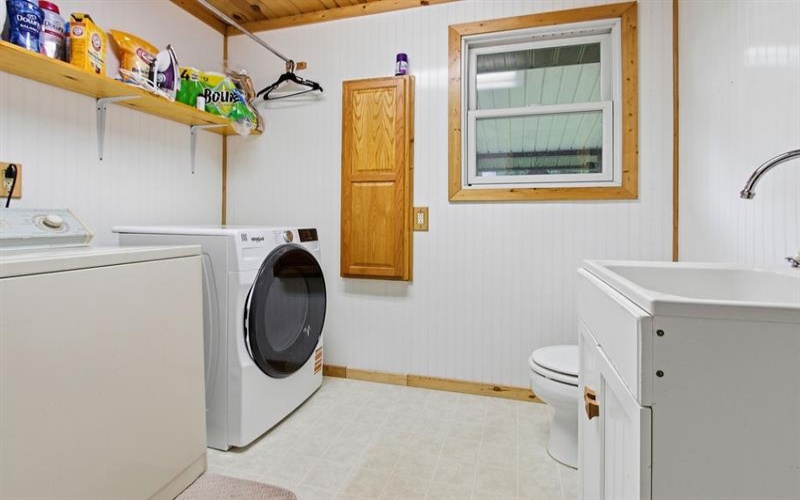 10 Braddock Dr, Ohiopyle, 15470, 4 Bedrooms Bedrooms, ,1.1 BathroomsBathrooms,Residential,For Sale,Braddock Dr,1761425