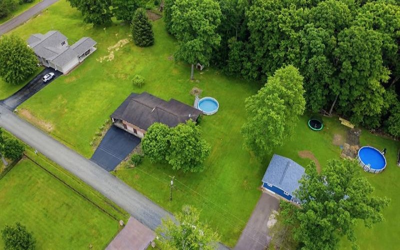 10 Braddock Dr, Ohiopyle, 15470, 4 Bedrooms Bedrooms, ,1.1 BathroomsBathrooms,Residential,For Sale,Braddock Dr,1761425