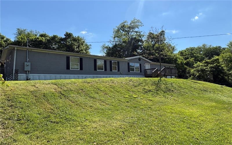 1476 Eighty Eight Rd, Greensboro, 15338, 4 Bedrooms Bedrooms, ,2 BathroomsBathrooms,Residential,For Sale,Eighty Eight Rd,1761431