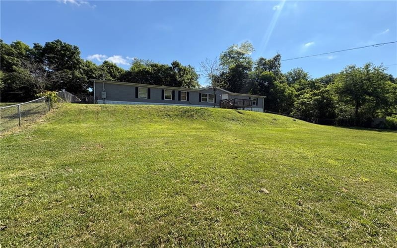1476 Eighty Eight Rd, Greensboro, 15338, 4 Bedrooms Bedrooms, ,2 BathroomsBathrooms,Residential,For Sale,Eighty Eight Rd,1761431