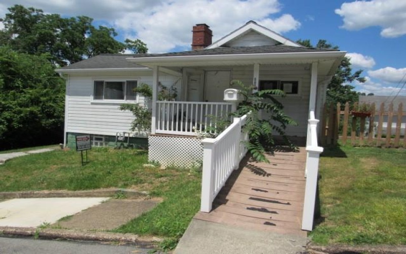 807 Kennedy Street, Monongahela, 15063, 3 Bedrooms Bedrooms, 5 Rooms Rooms,1.1 BathroomsBathrooms,Residential,For Sale,Kennedy Street,1761488