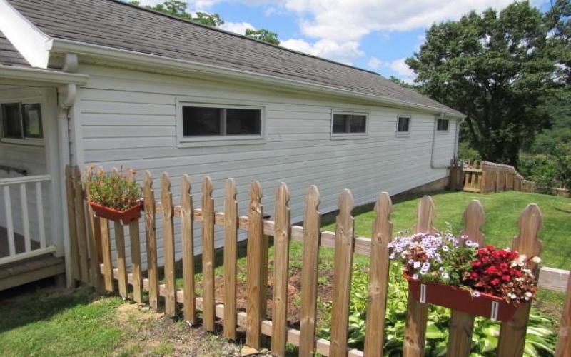 807 Kennedy Street, Monongahela, 15063, 3 Bedrooms Bedrooms, 5 Rooms Rooms,1.1 BathroomsBathrooms,Residential,For Sale,Kennedy Street,1761488