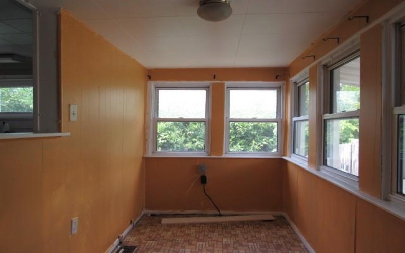 807 Kennedy Street, Monongahela, 15063, 3 Bedrooms Bedrooms, 5 Rooms Rooms,1.1 BathroomsBathrooms,Residential,For Sale,Kennedy Street,1761488