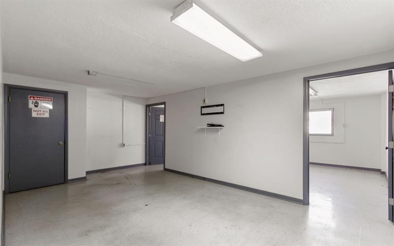 10 3rd St., Charleroi, 15022, ,Commercial-industrial-business,For Sale,3rd St.,1747401