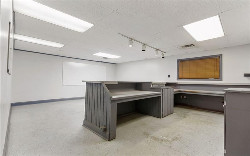 10 3rd St., Charleroi, 15022, ,Commercial-industrial-business,For Sale,3rd St.,1747401