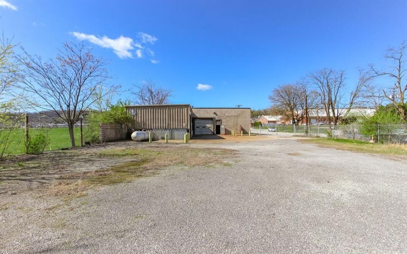 10 3rd St., Charleroi, 15022, ,Commercial-industrial-business,For Sale,3rd St.,1747401