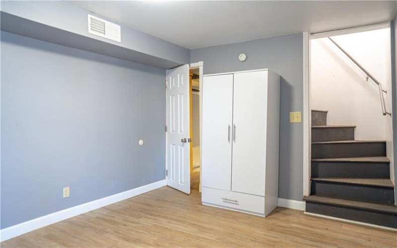 615 Broad St, Washington, 15301, 2 Bedrooms Bedrooms, 7 Rooms Rooms,2 BathroomsBathrooms,Residential,For Sale,Broad St,1747904