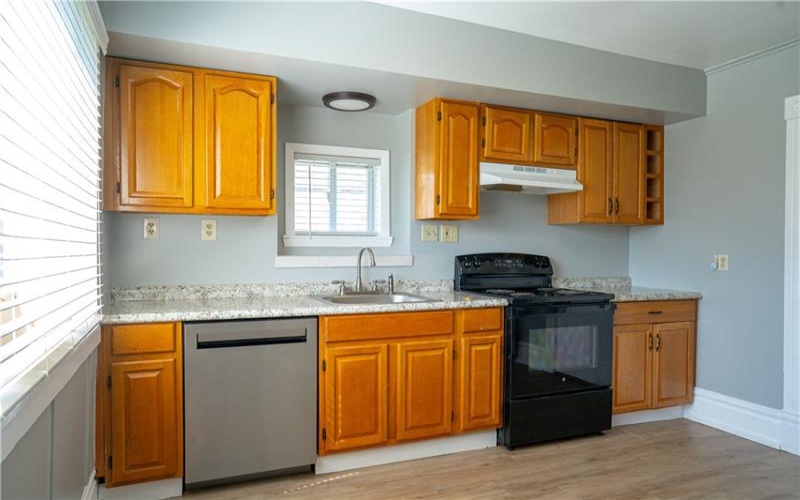 615 Broad St, Washington, 15301, 2 Bedrooms Bedrooms, 7 Rooms Rooms,2 BathroomsBathrooms,Residential,For Sale,Broad St,1747904