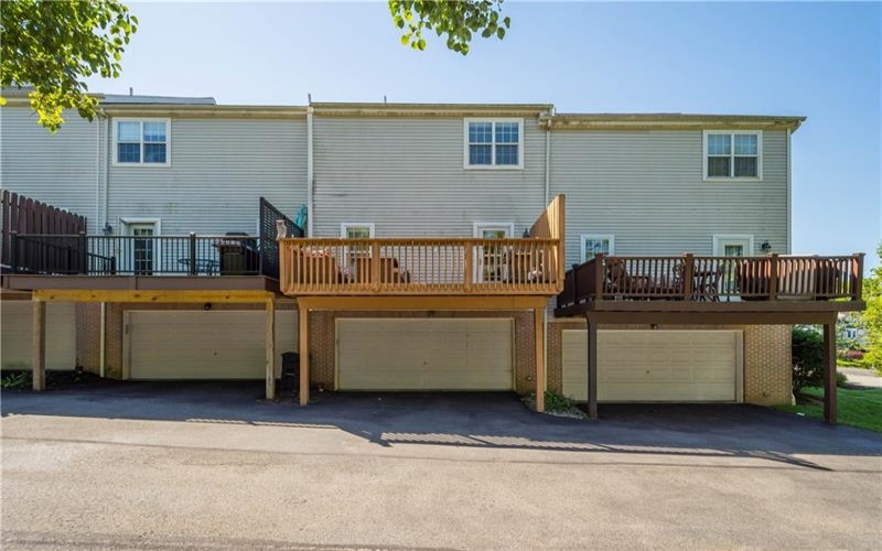 903 Royal Ct, Canonsburg, 15317, 3 Bedrooms Bedrooms, 8 Rooms Rooms,2.1 BathroomsBathrooms,Residential,For Sale,Royal Ct,1757368