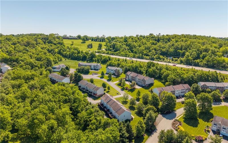 903 Royal Ct, Canonsburg, 15317, 3 Bedrooms Bedrooms, 8 Rooms Rooms,2.1 BathroomsBathrooms,Residential,For Sale,Royal Ct,1757368