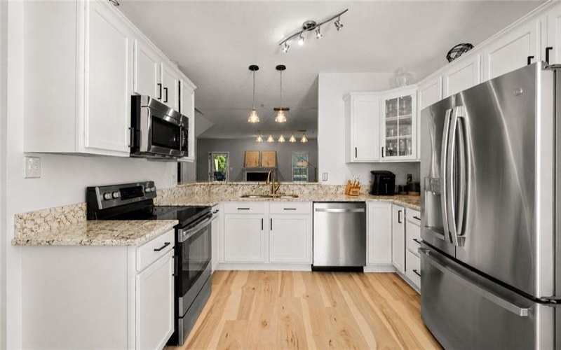 903 Royal Ct, Canonsburg, 15317, 3 Bedrooms Bedrooms, 8 Rooms Rooms,2.1 BathroomsBathrooms,Residential,For Sale,Royal Ct,1757368