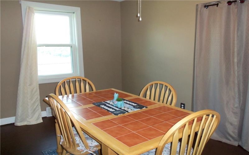 407 Grandview Ave, 15063, 15063, 3 Bedrooms Bedrooms, 6 Rooms Rooms,1 BathroomBathrooms,Residential,For Sale,Grandview Ave,1761088