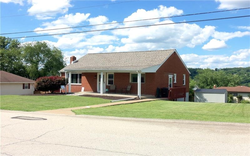 407 Grandview Ave, 15063, 15063, 3 Bedrooms Bedrooms, 6 Rooms Rooms,1 BathroomBathrooms,Residential,For Sale,Grandview Ave,1761088