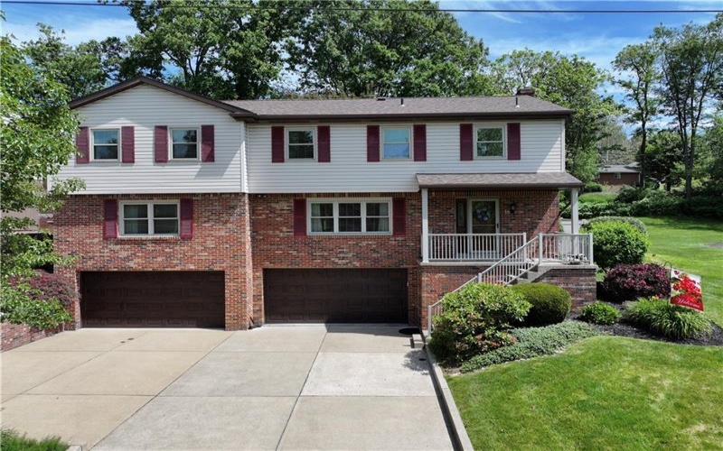 18 Christy Road, Delmont, 15626, 5 Bedrooms Bedrooms, 12 Rooms Rooms,2.1 BathroomsBathrooms,Residential,For Sale,Christy Road,1761303