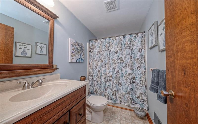 18 Christy Road, Delmont, 15626, 5 Bedrooms Bedrooms, 12 Rooms Rooms,2.1 BathroomsBathrooms,Residential,For Sale,Christy Road,1761303