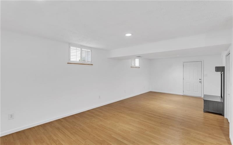 420 Lexington Drive, Greensburg, 15601, 4 Bedrooms Bedrooms, 11 Rooms Rooms,2.1 BathroomsBathrooms,Residential,For Sale,Lexington Drive,1761433