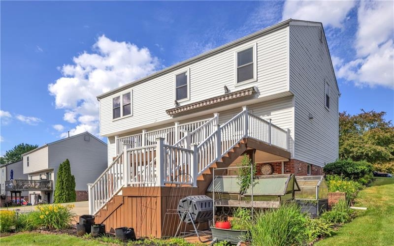 420 Lexington Drive, Greensburg, 15601, 4 Bedrooms Bedrooms, 11 Rooms Rooms,2.1 BathroomsBathrooms,Residential,For Sale,Lexington Drive,1761433