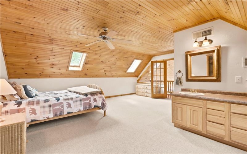 217 Lower Tabernacle Rd, Jones Mills, 15646, 5 Bedrooms Bedrooms, ,5 BathroomsBathrooms,Residential,For Sale,Lower Tabernacle Rd,1761474