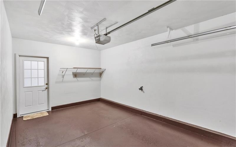 1903 Hunt Club Drive, Greensburg, 15601, 2 Bedrooms Bedrooms, 8 Rooms Rooms,2 BathroomsBathrooms,Residential,For Sale,Hunt Club Drive,1761514